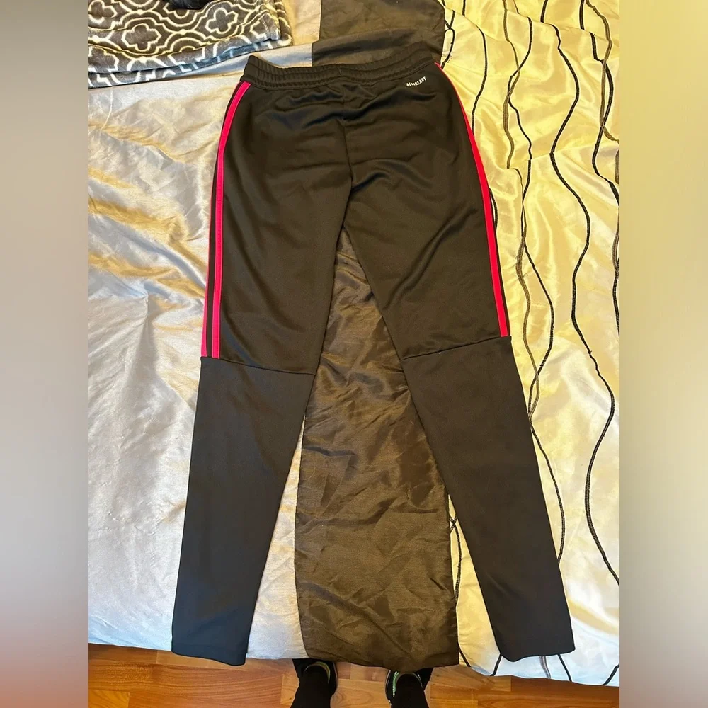 Adidas Sweatpants with pink stripes - Picture 3 of 5